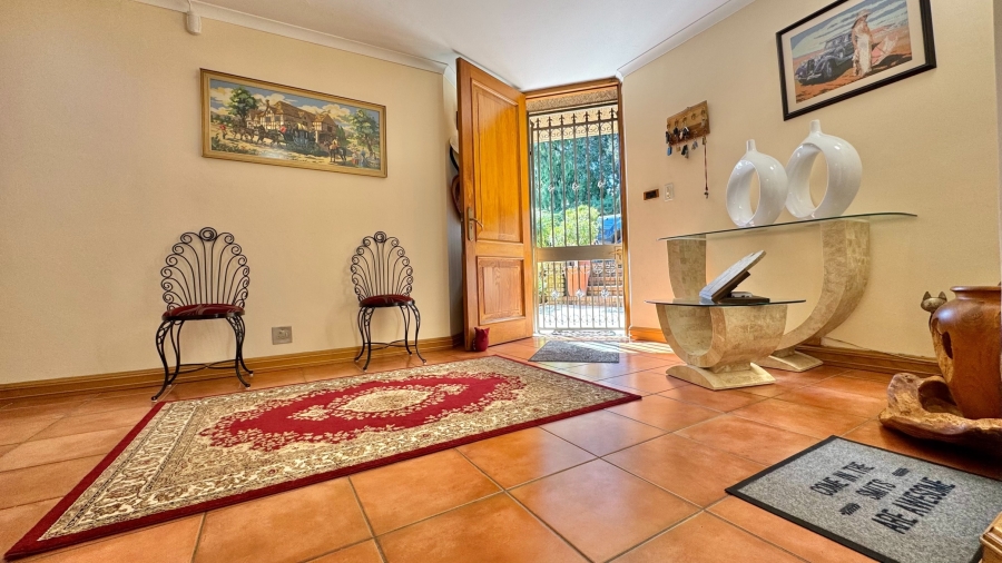 4 Bedroom Property for Sale in Parel Vallei Western Cape